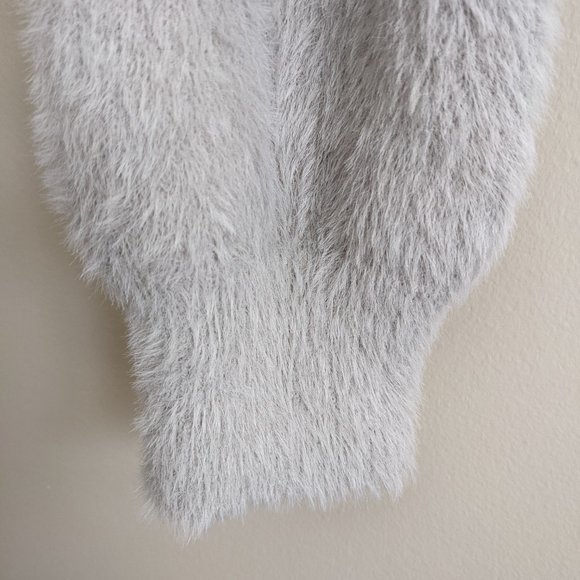 Aritzia Carmen Cardigan Opal Grey - Picture 8 of 9